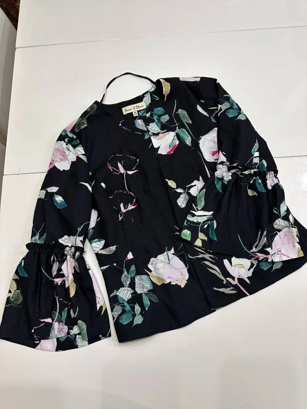 Emma & Olivia Black Floral Print Blazer (M) & Matching Trousers (6) Set
